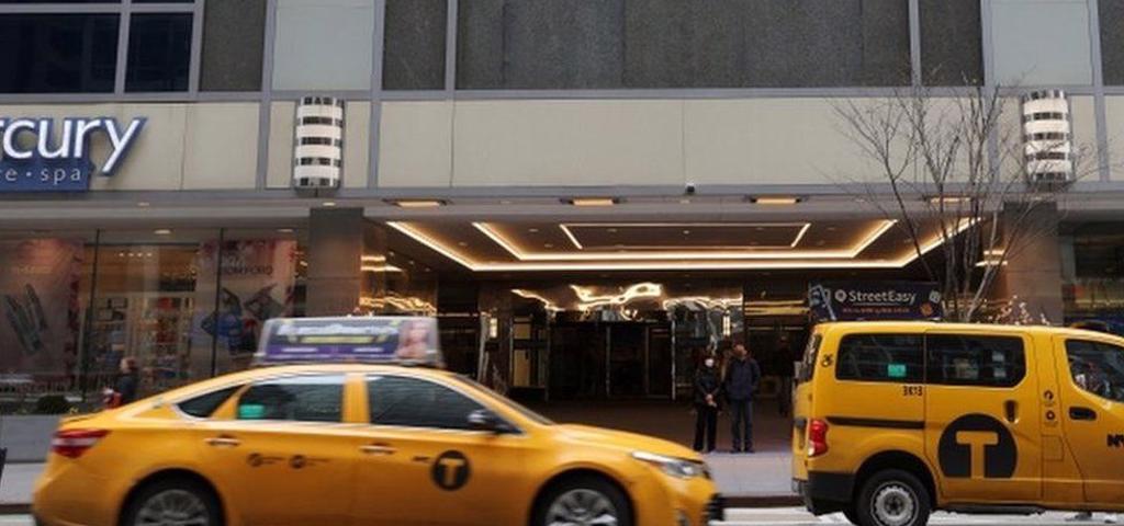 Η Uber «αγκαλιάζει» τους ταξιτζήδες της Ν. Υόρκης Η Uber «αγκαλιάζει» τους ταξιτζήδες της Ν. Υόρκης